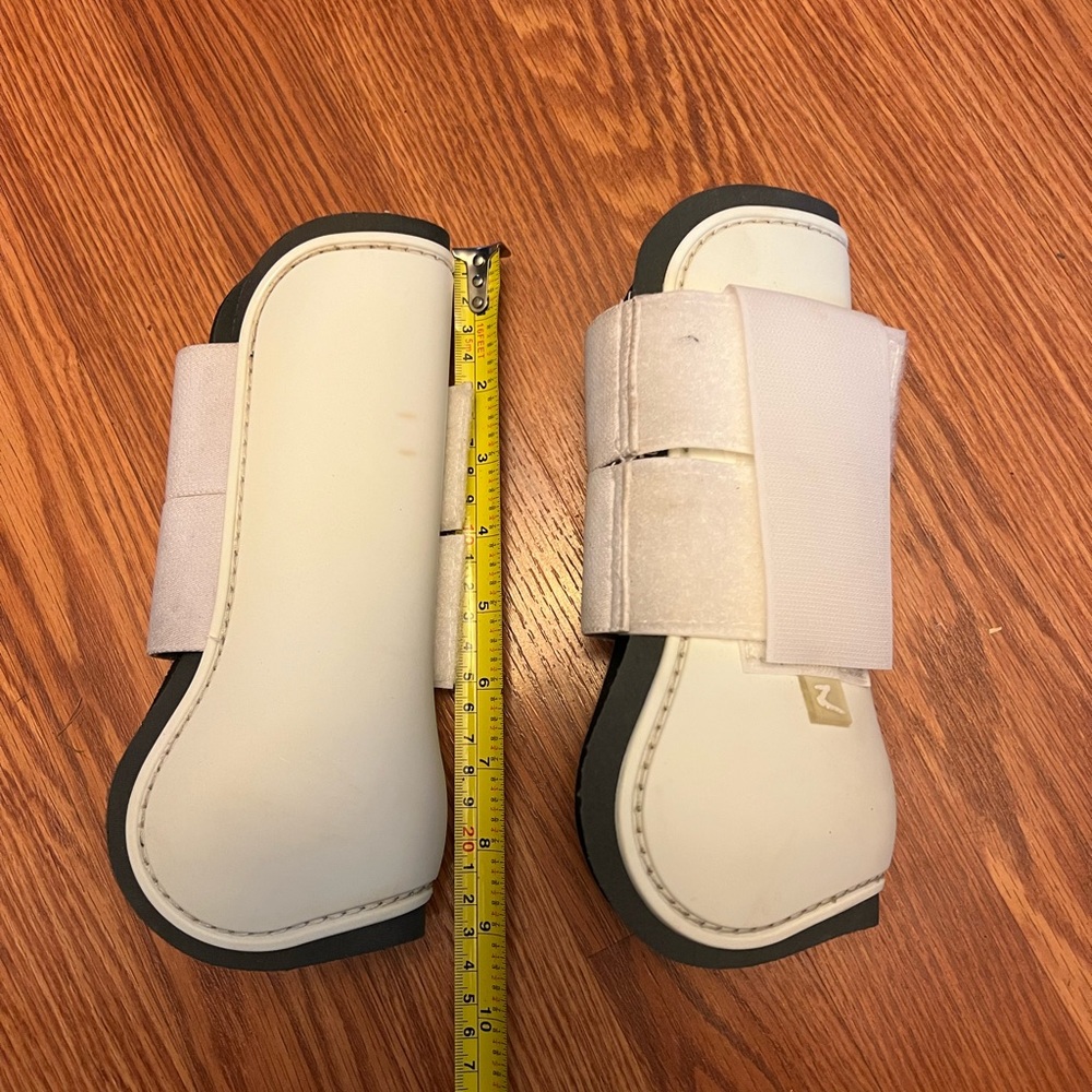 New cob open front HORZE brand boots